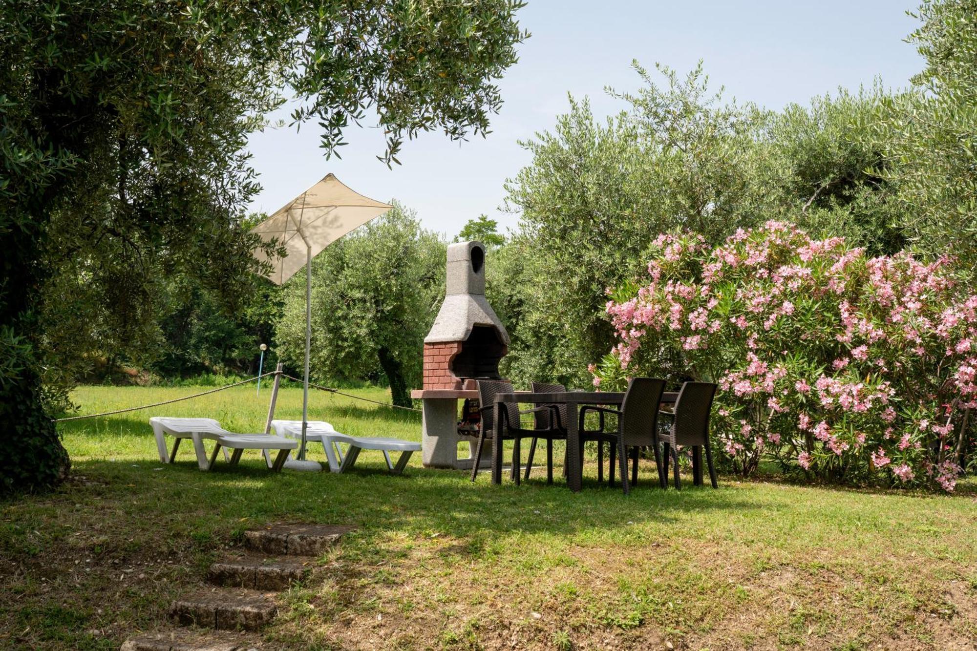 Sivinos Camping Boutique マネルバ・デル・ガルダ エクステリア 写真