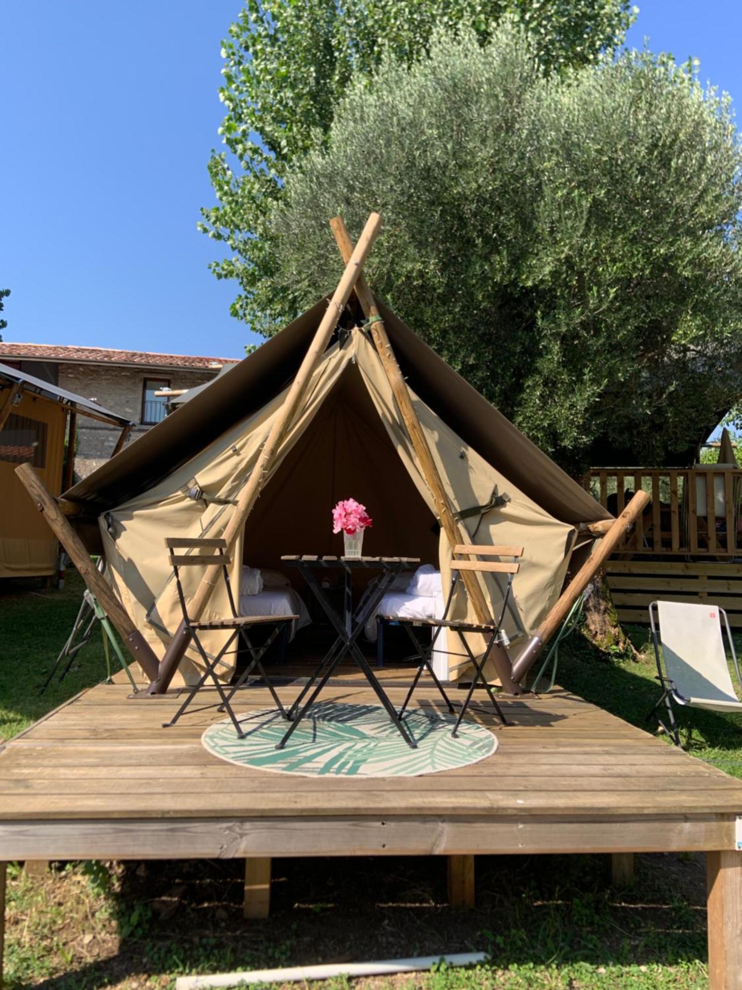 Sivinos Camping Boutique マネルバ・デル・ガルダ エクステリア 写真