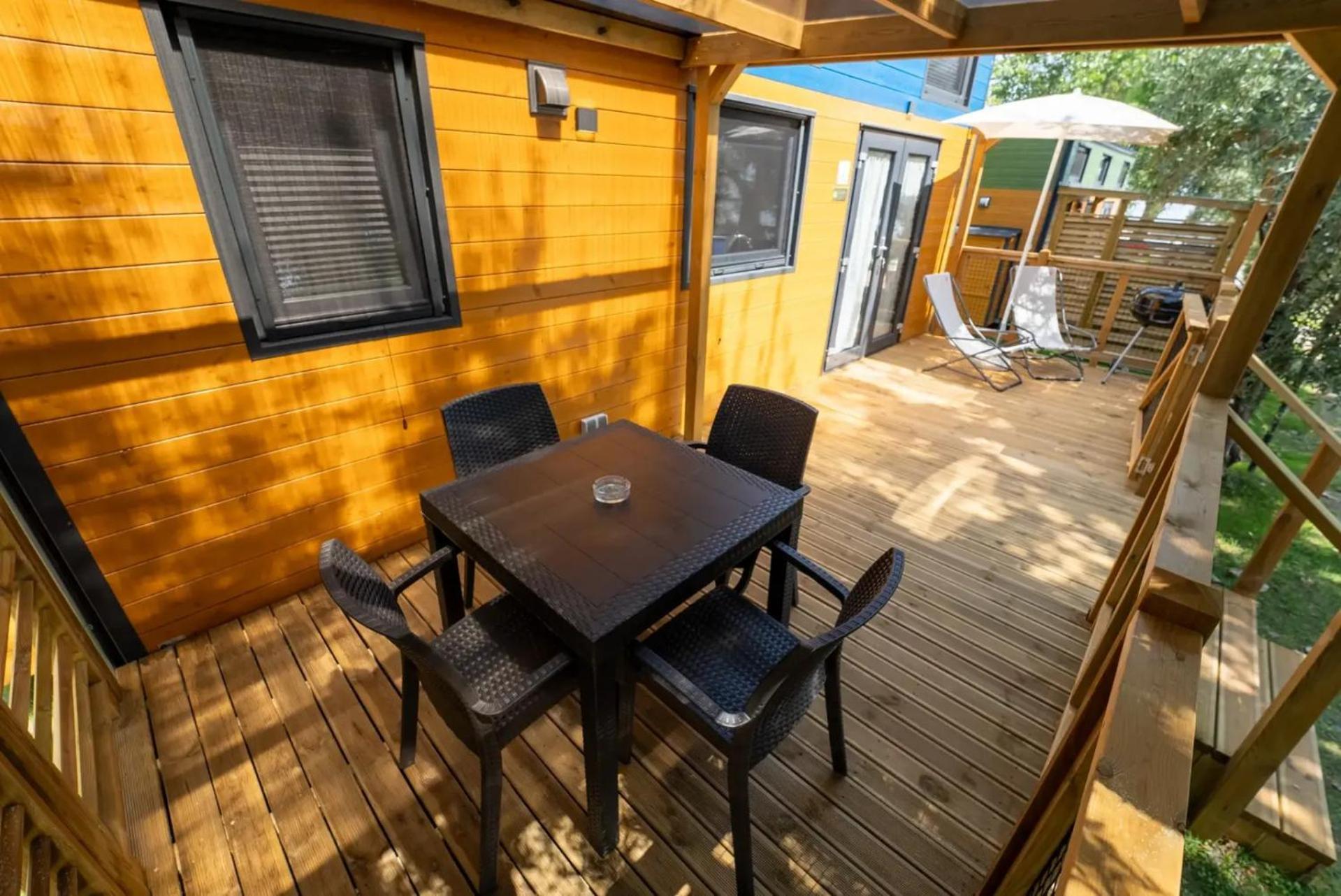 Sivinos Camping Boutique マネルバ・デル・ガルダ 部屋 写真