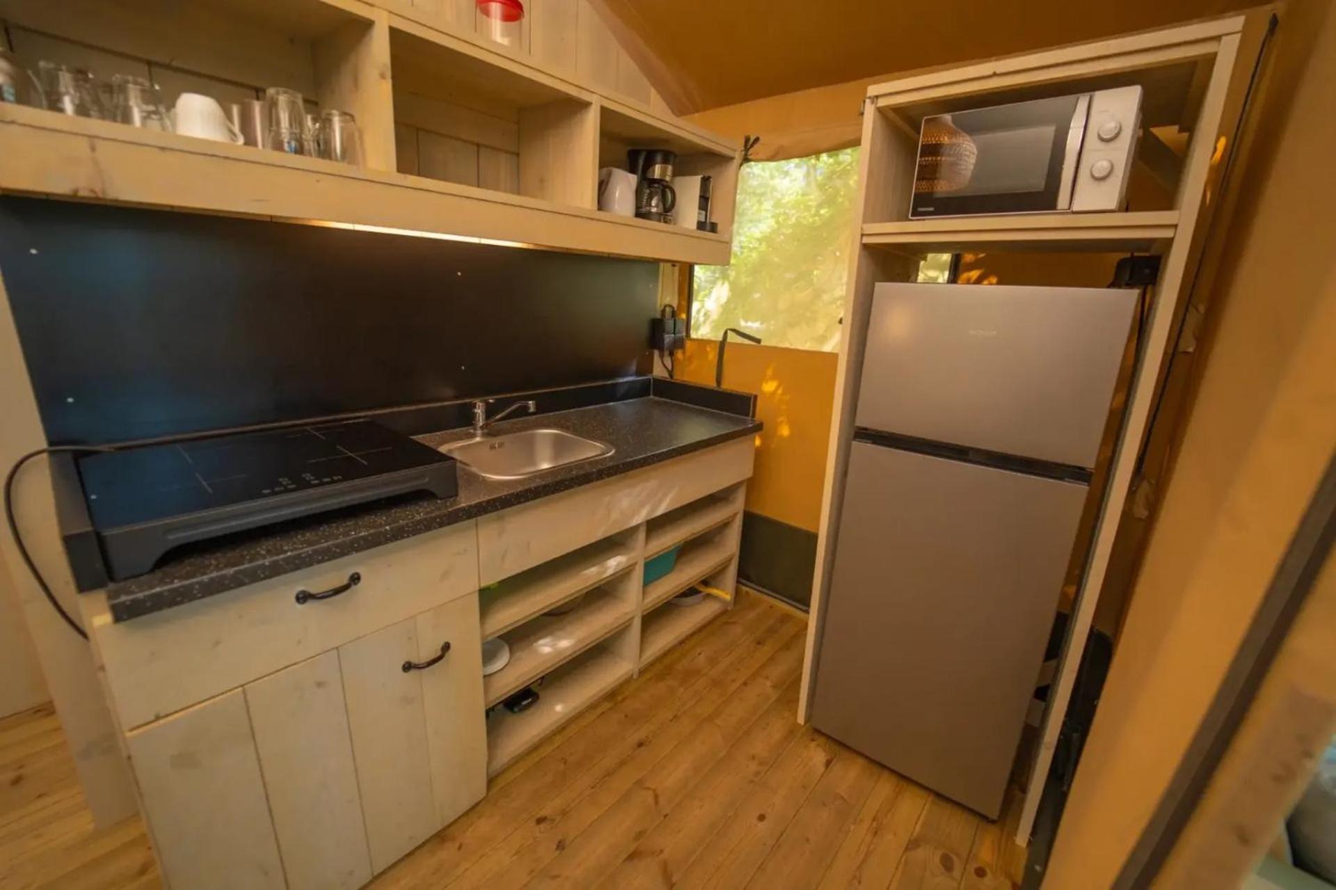 Sivinos Camping Boutique マネルバ・デル・ガルダ 部屋 写真